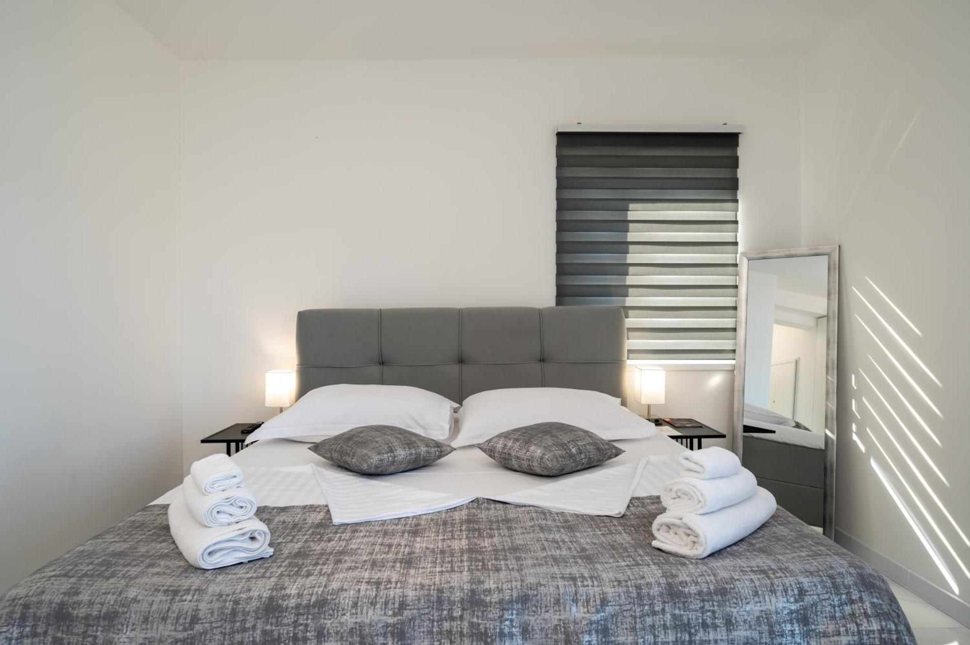 Apartments Filipo Trogir Dış mekan fotoğraf